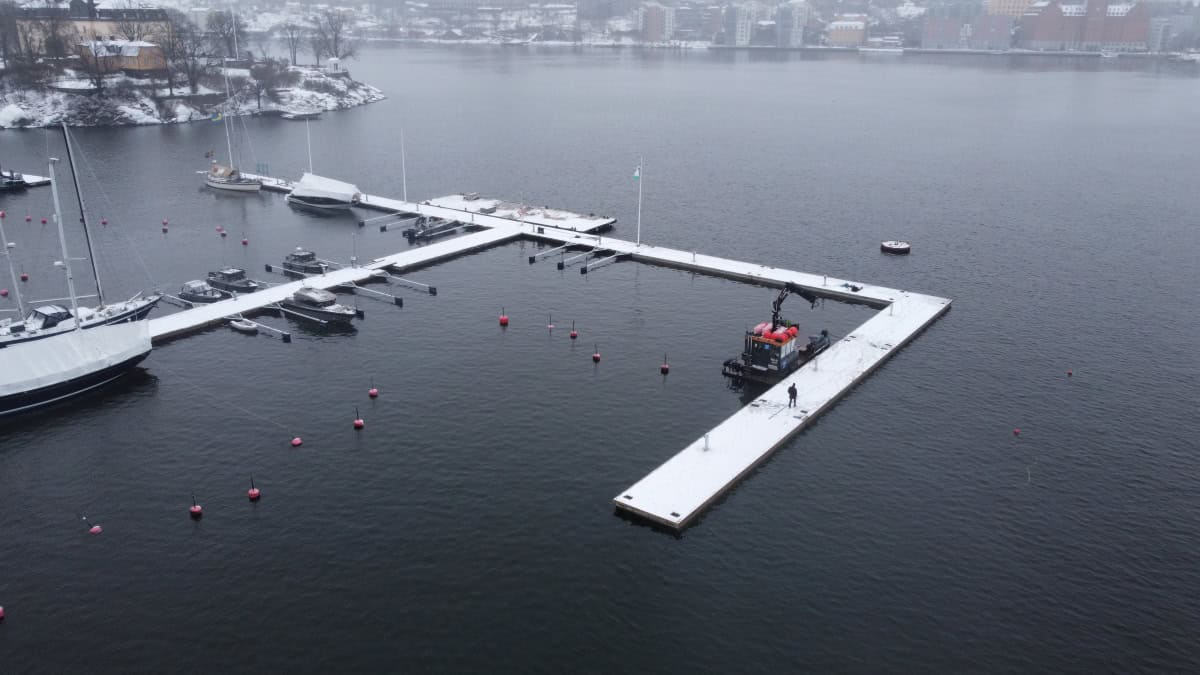 Vågbrytare för Navigationssällskapet